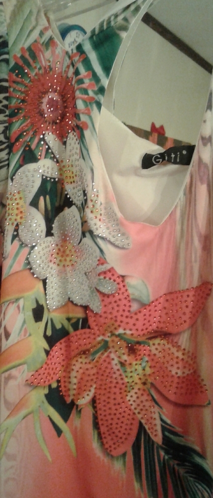 Blouse - Picture 2 of 2
